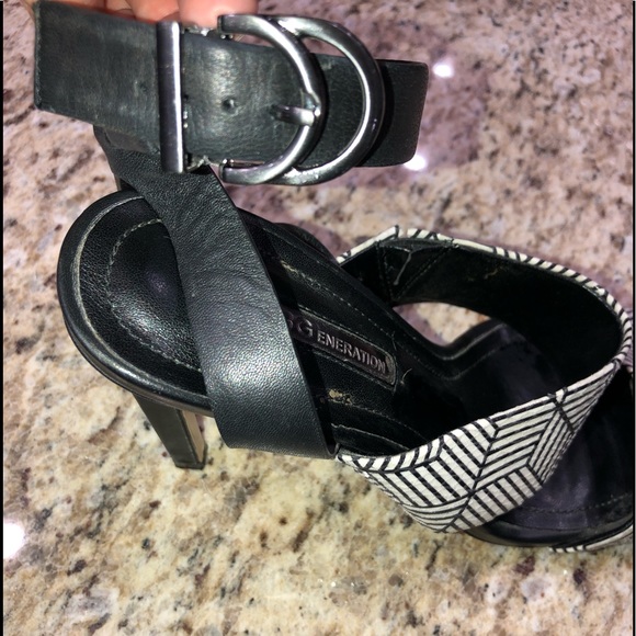 BCBGeneration Heels 👠 - Picture 6 of 7